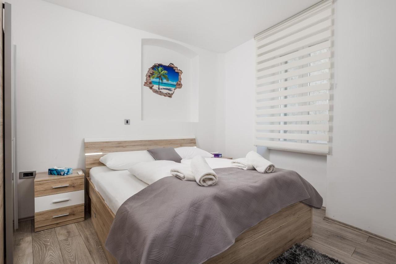 Rijeka Old Town Apartment Buitenkant foto